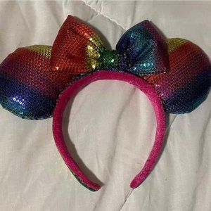 Minnie mouse ears